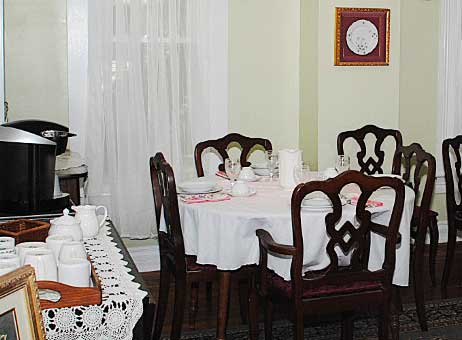 Intimate setting in dining room of Pillow Street B&B