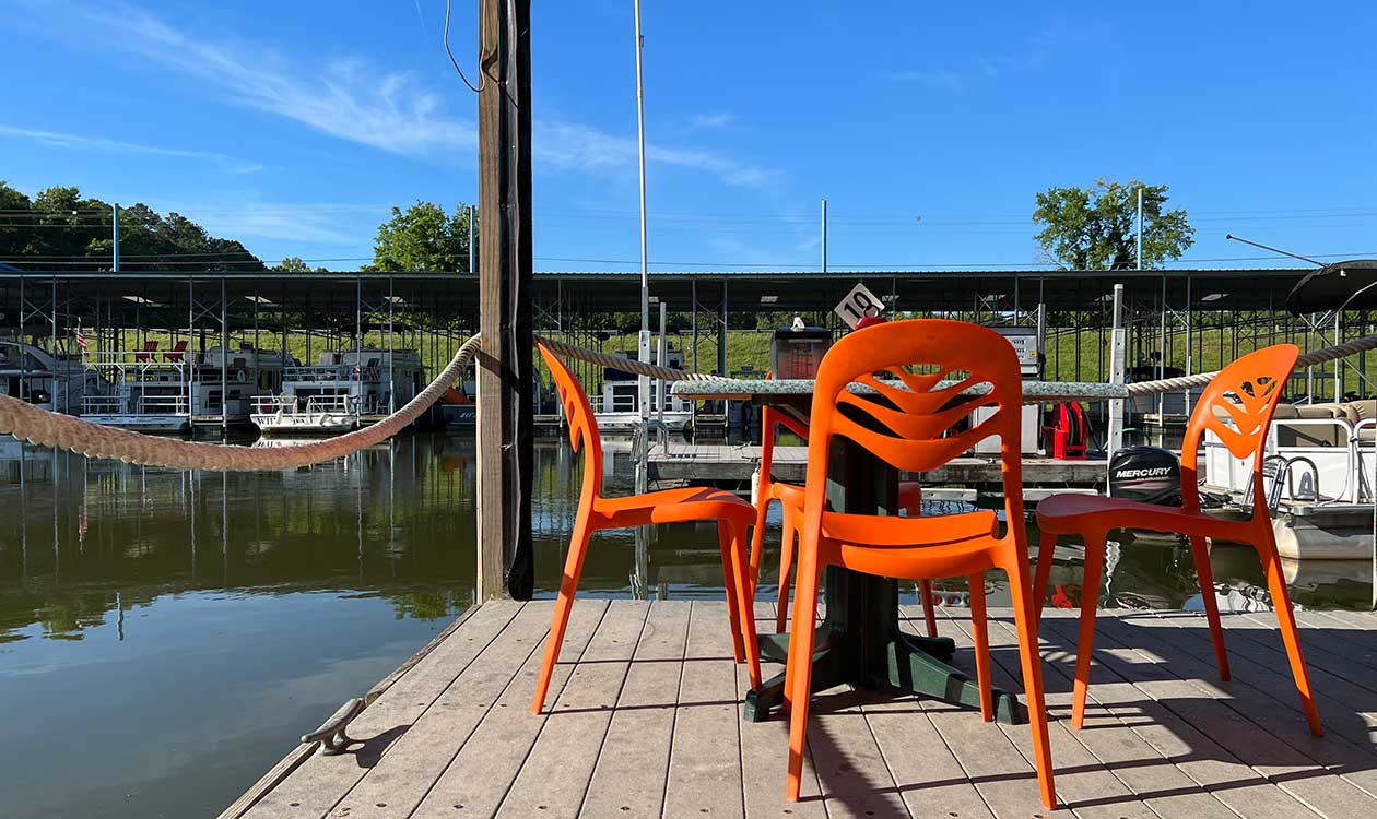 Clifton Marina is a full-featured marina, food and entertainment